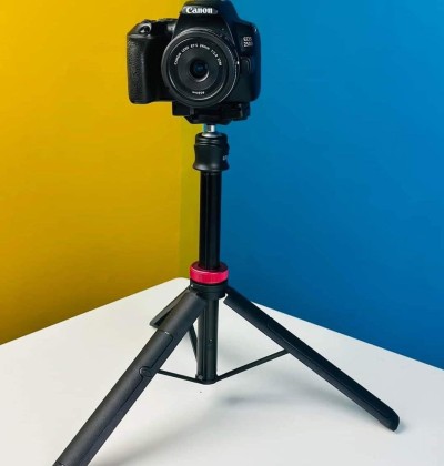 Ulanzi MT-44 Extendable Vlog Tripod With 360° Ball Head (Black)