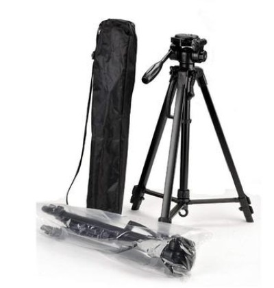 DIGIPOD TR452 Aluminum Camera Tripod (4.4 Feet)